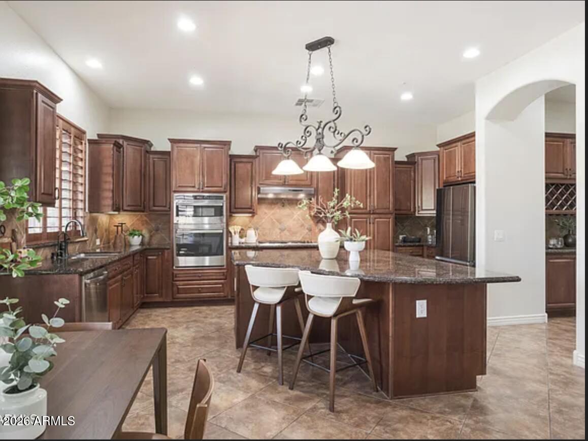 1604 W CALLE DE POMPAS --