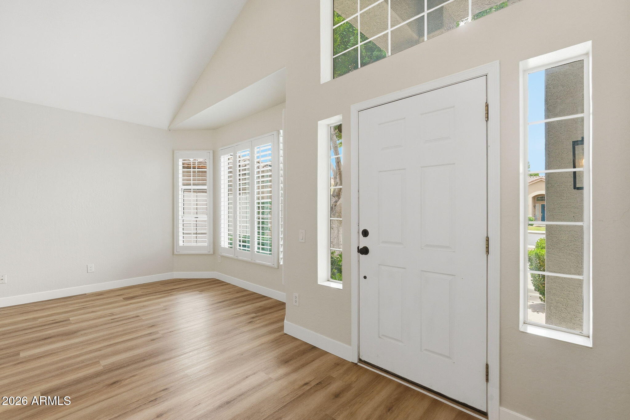 6046 E RIVERDALE Street