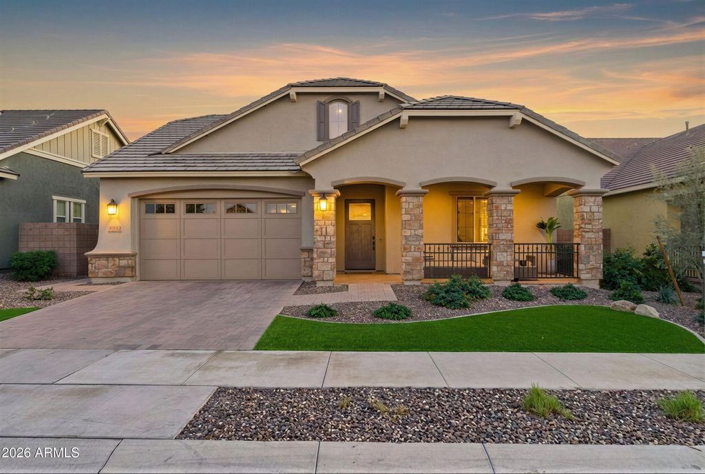 Photo of 22889 E Carriage Way, Queen Creek, AZ 85142 (MLS # 6965870)