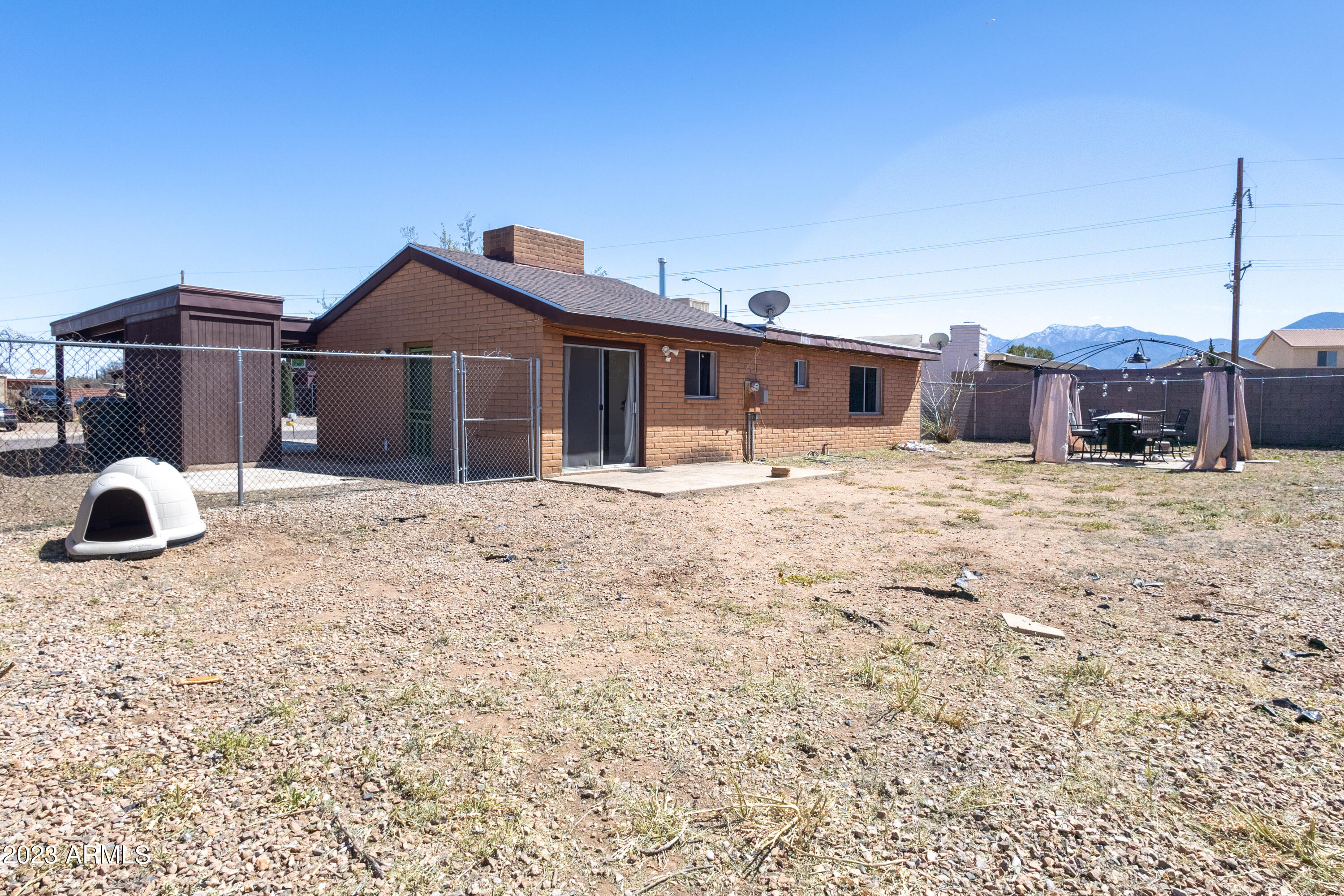 THE MEADOWS - Residential