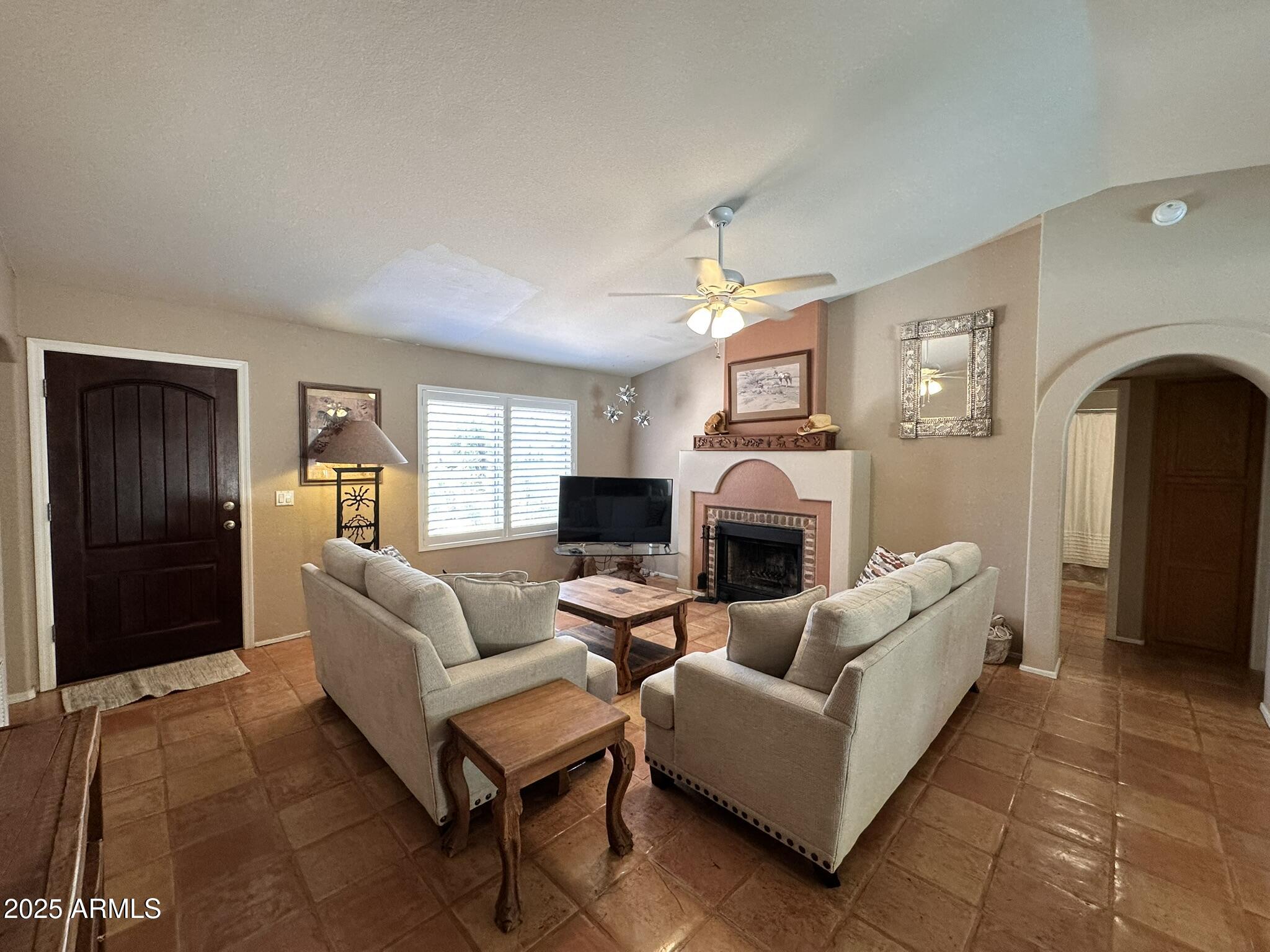 16040 N BOULDER Drive