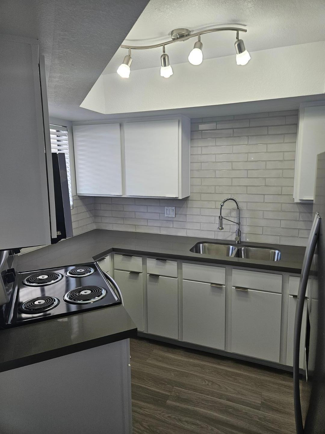 935 N Granite Reef Road Unit 141