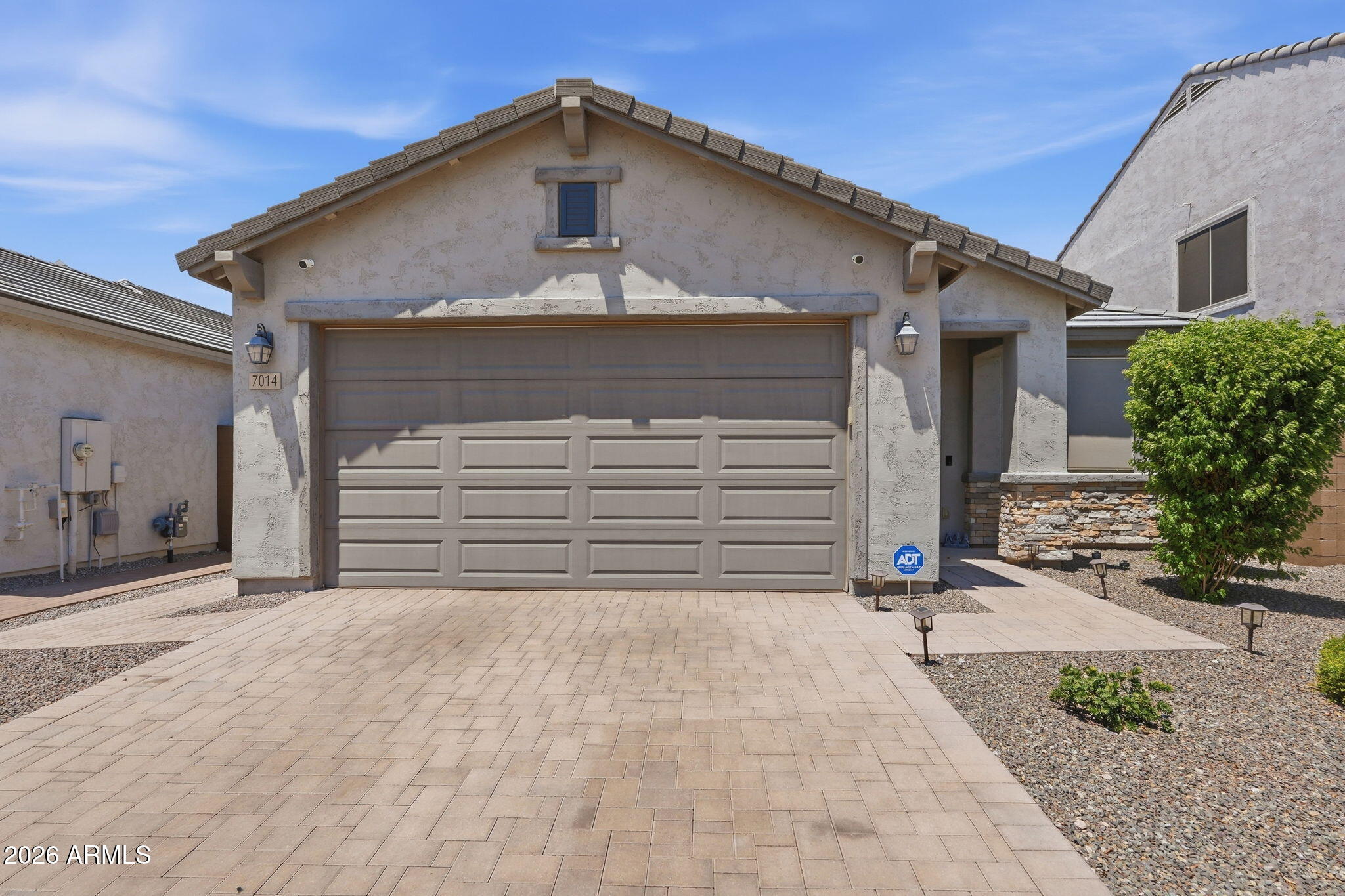 7014 W PEDRO Lane
