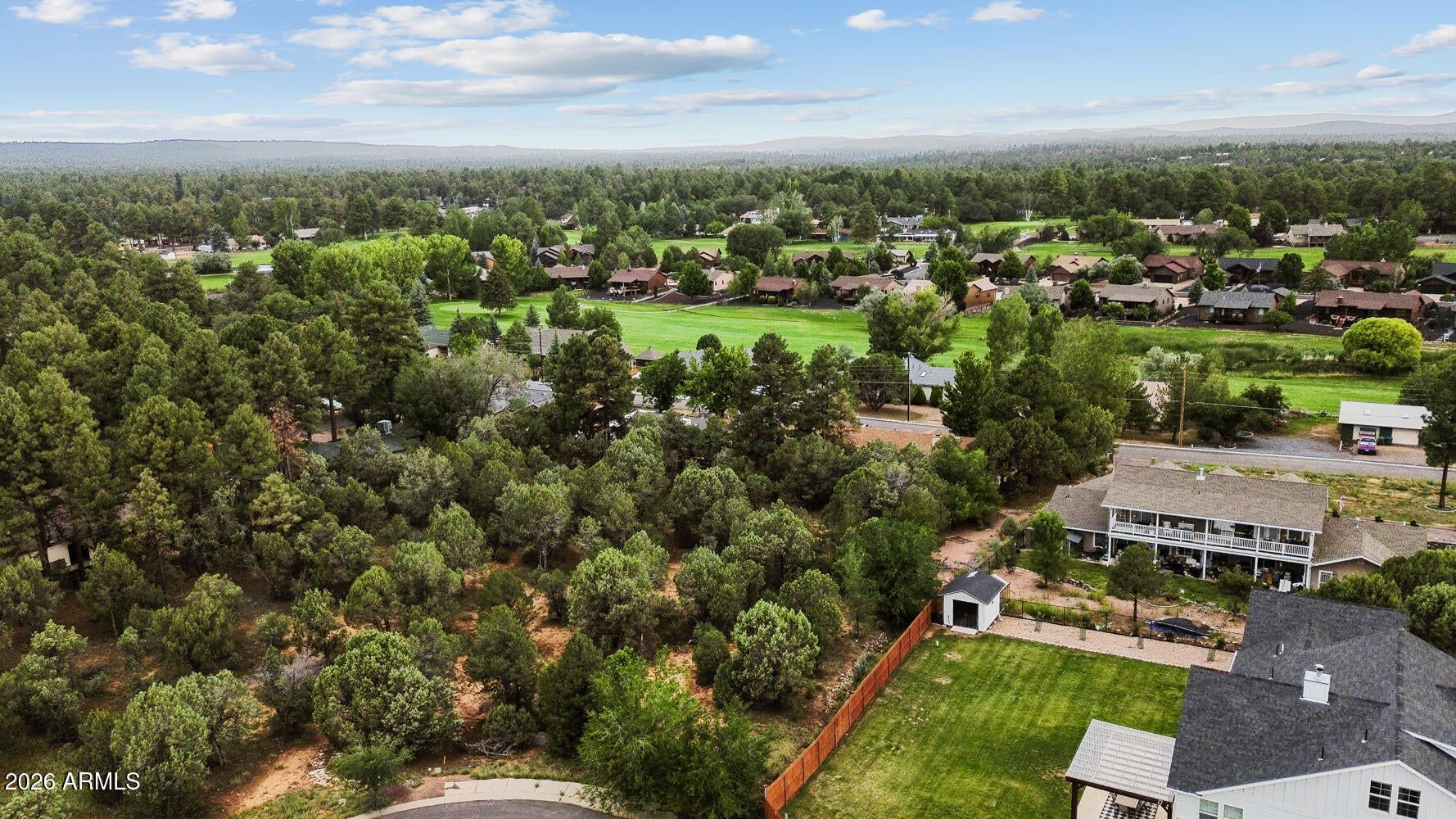 1300 N FAIRWAY Lane '-'