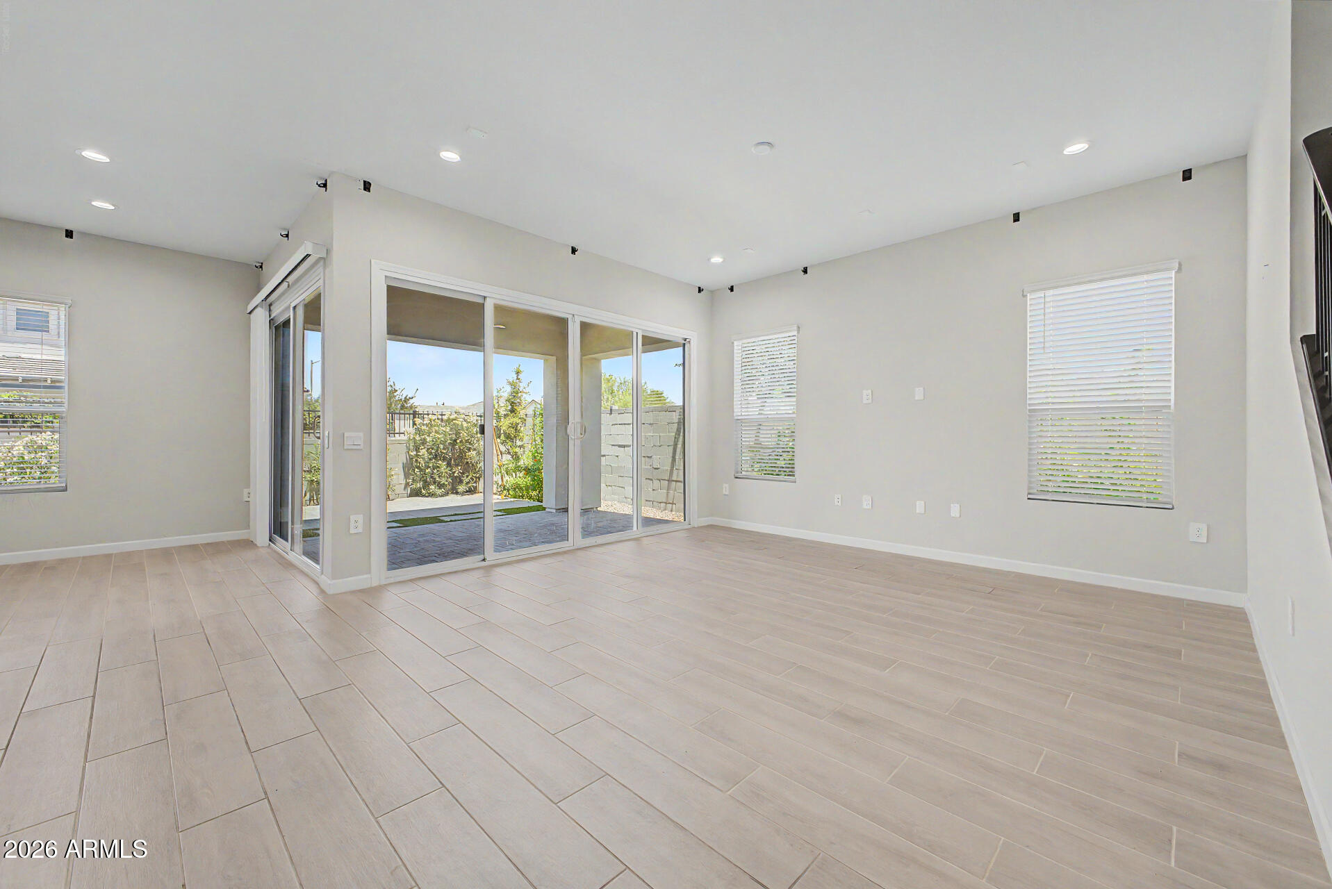 5128 E HELENA Drive