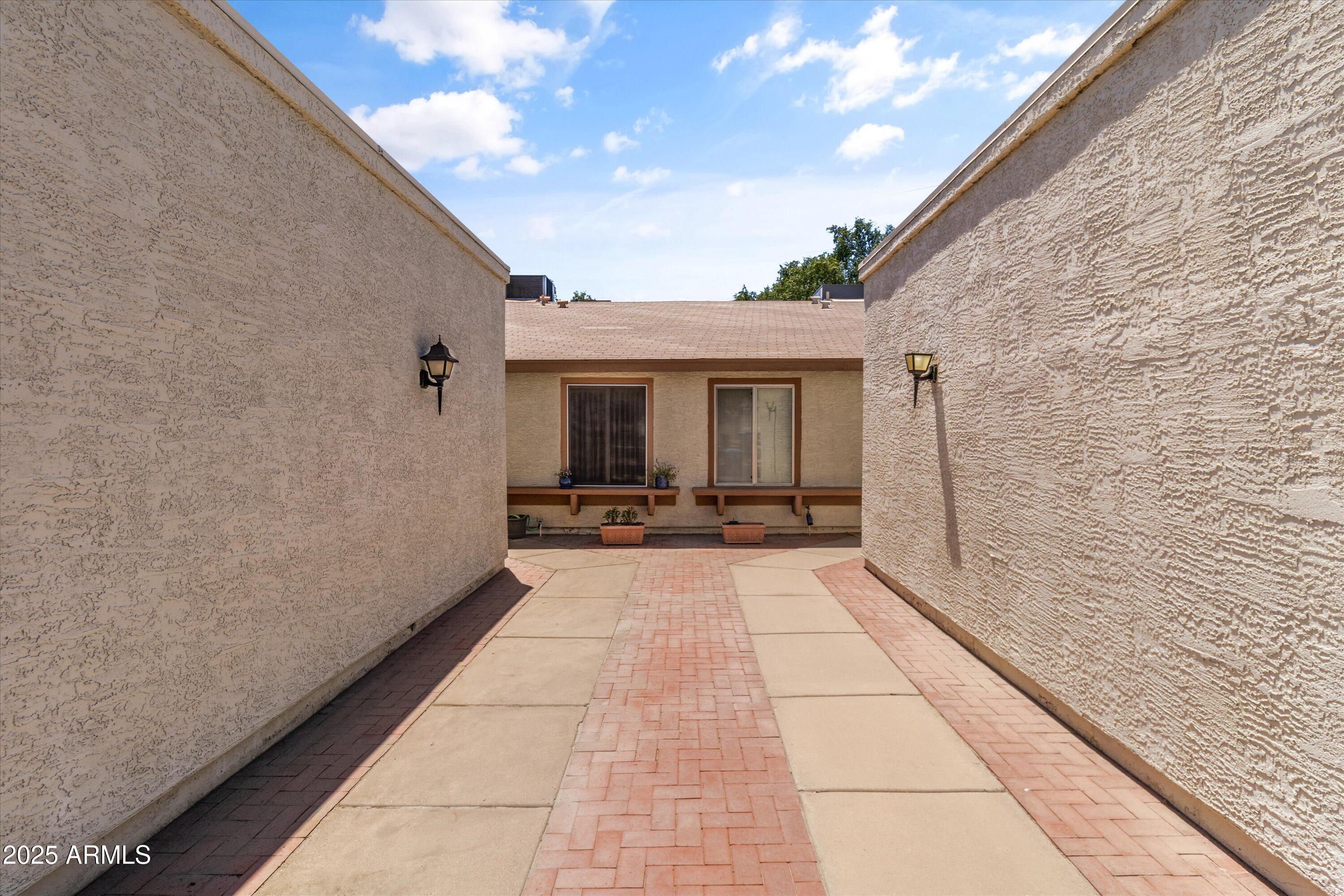 13210 N 26TH Drive