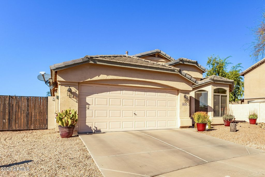 Photo of 42574 W Chambers Drive, Maricopa, AZ 85138 (MLS # 7001846)