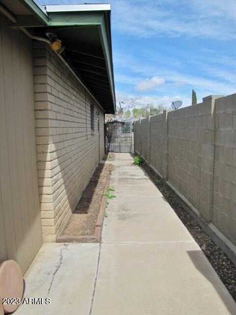 VISTA VILLAGE UNIT 5 - Residential Lease