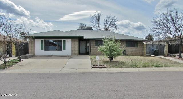 VISTA VILLAGE UNIT 5 - Residential Lease