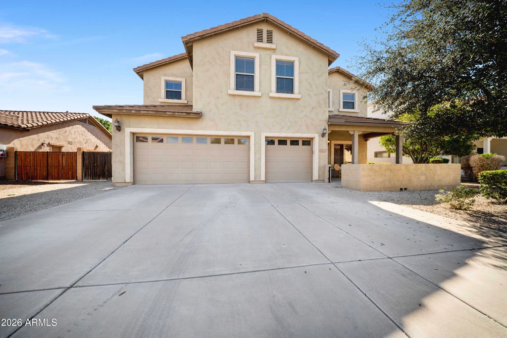 Photo of 16815 W Durango Street, Goodyear, AZ 85338 (MLS # 6990394)