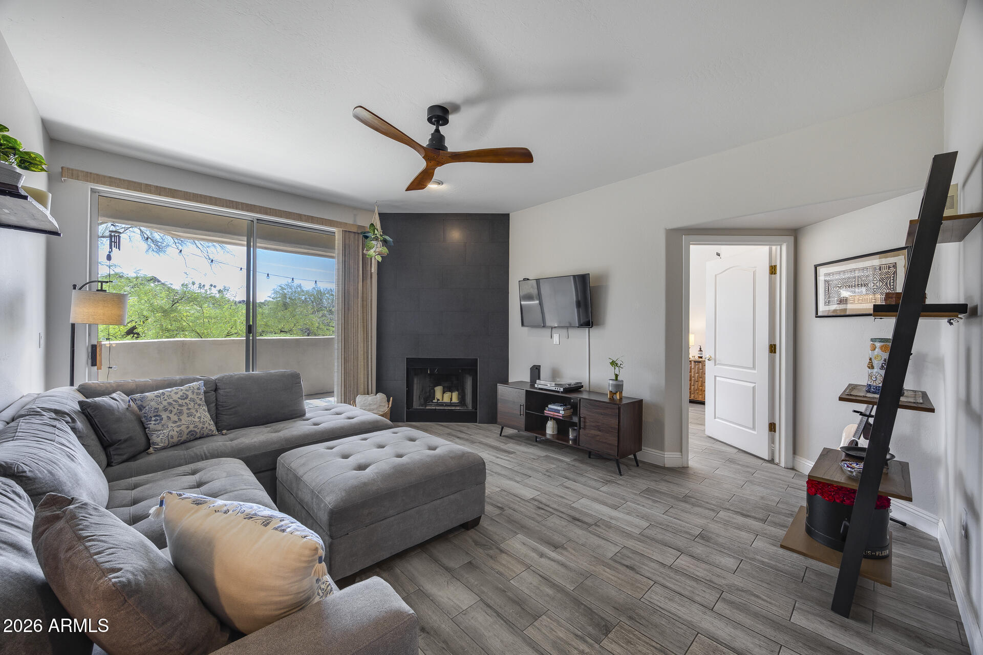 CANTERRA AT SQUAW PEAK CONDOMINIUMS - Residential