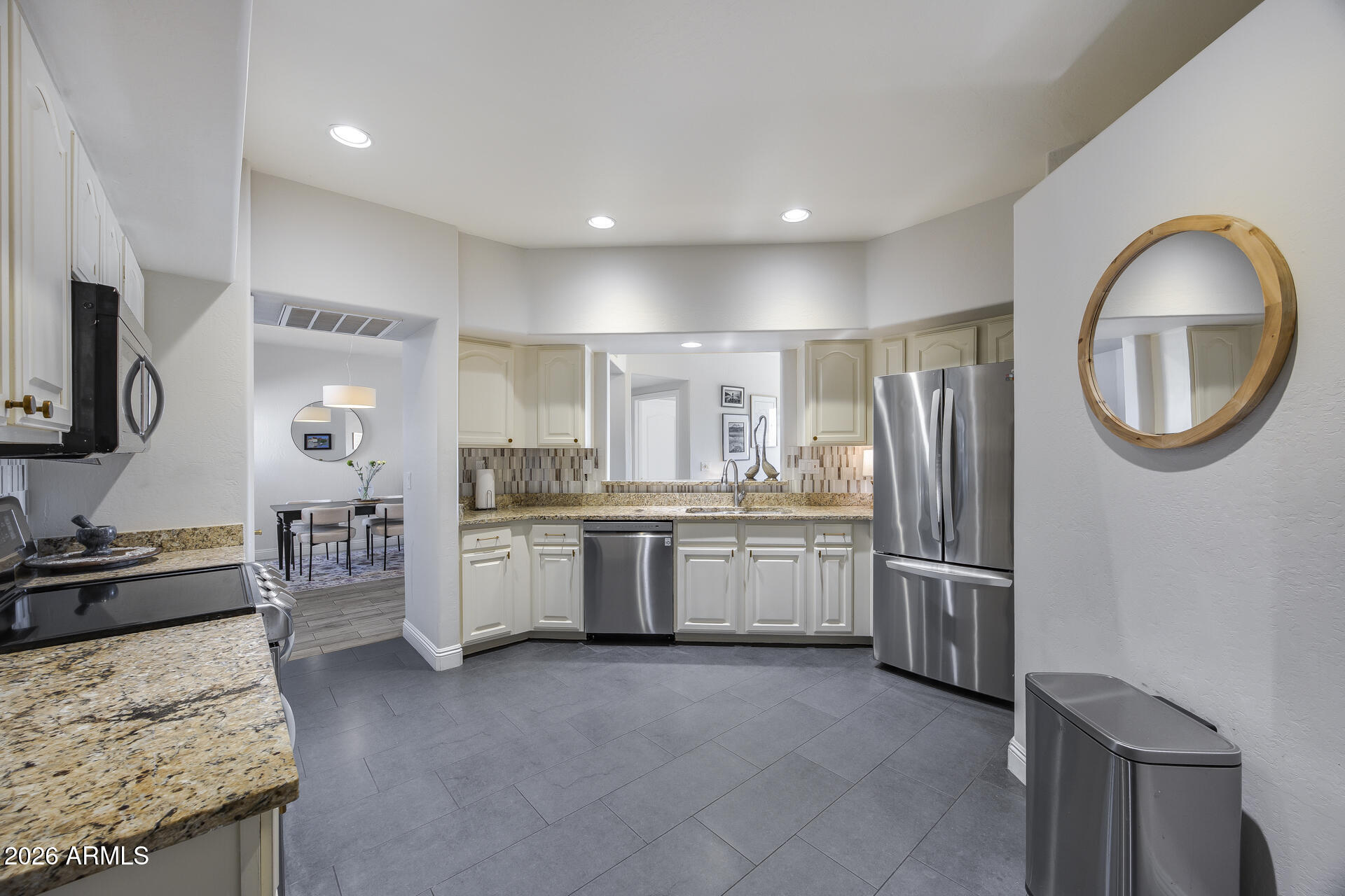 CANTERRA AT SQUAW PEAK CONDOMINIUMS - Residential