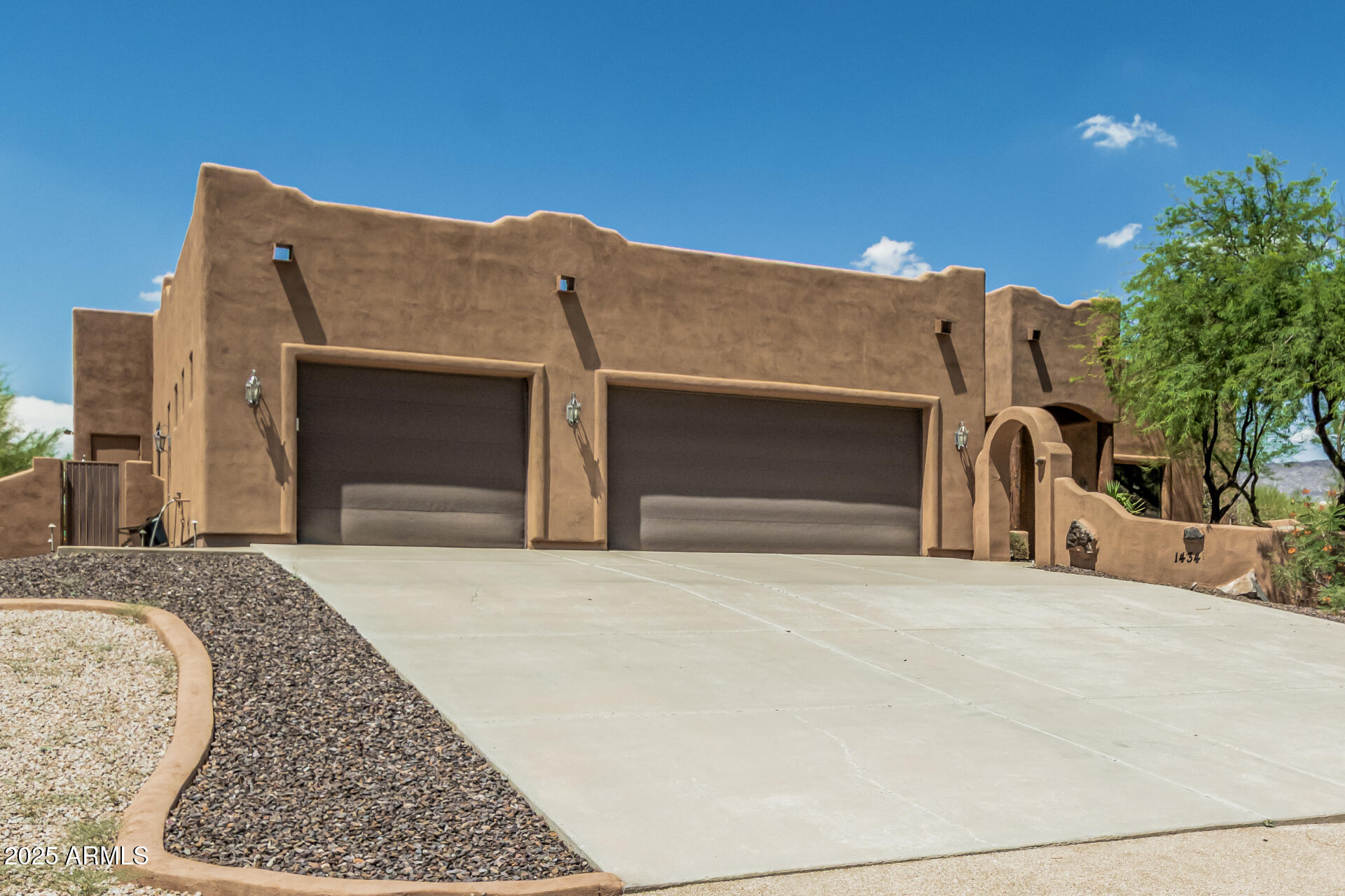 1434 E Venado Drive
