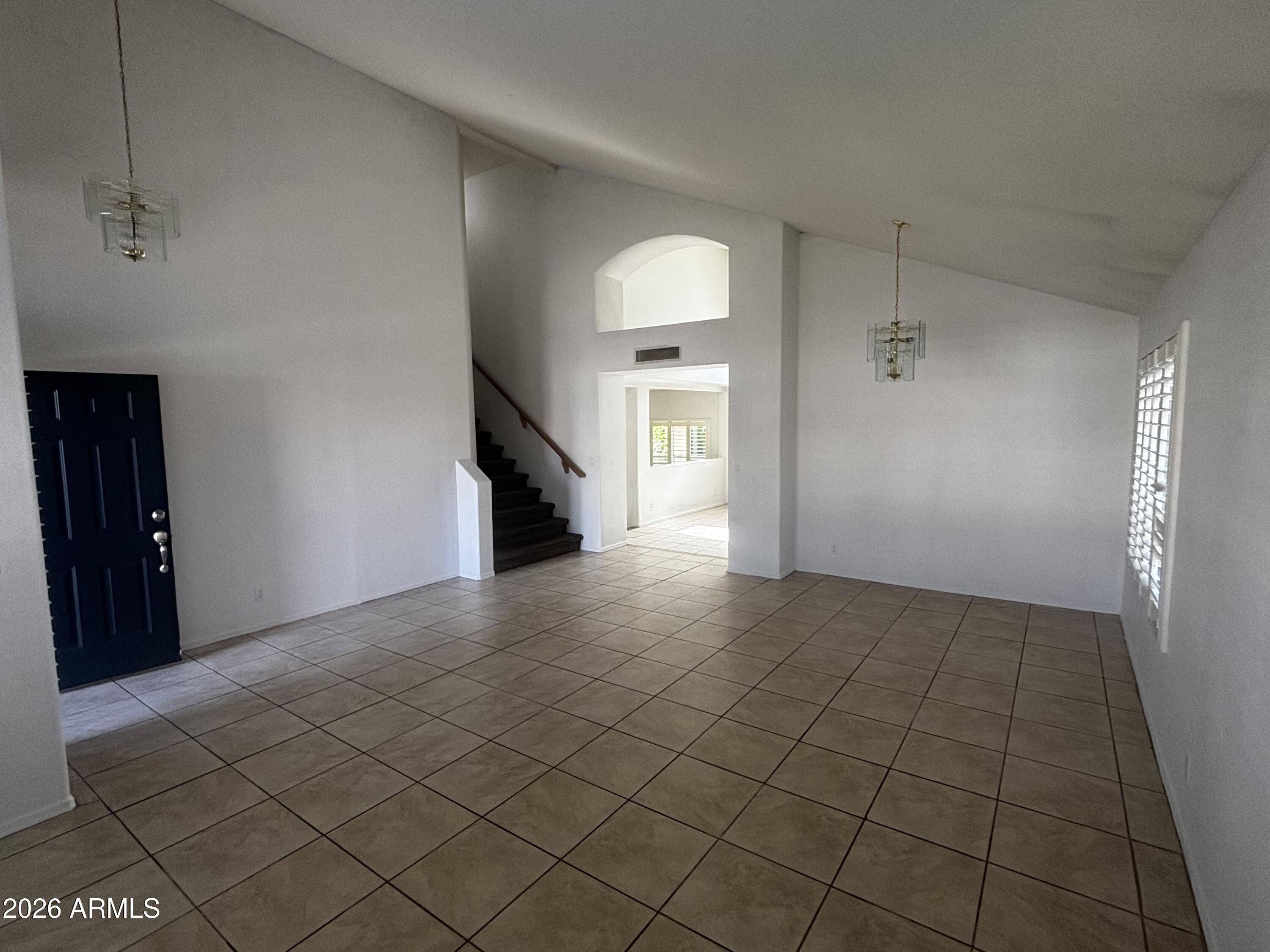 4257 E MICHELLE Avenue