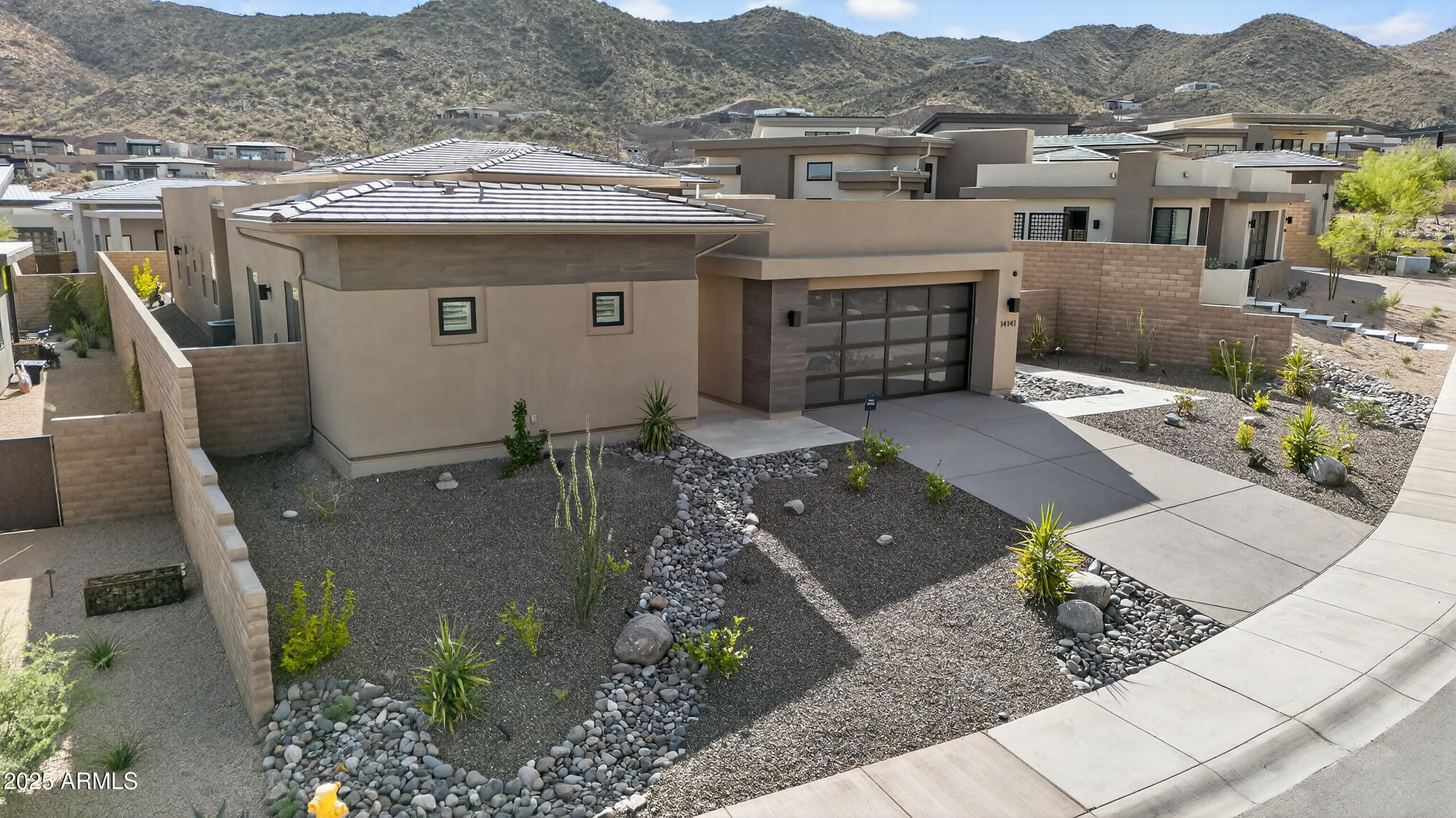 ADERO CANYON - Residential