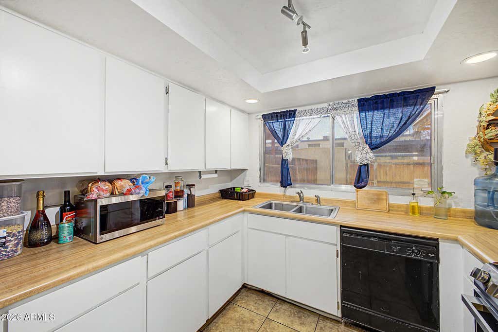 Photo of 5419 W Butler Drive, Glendale, AZ 85302 (MLS # 7070595)