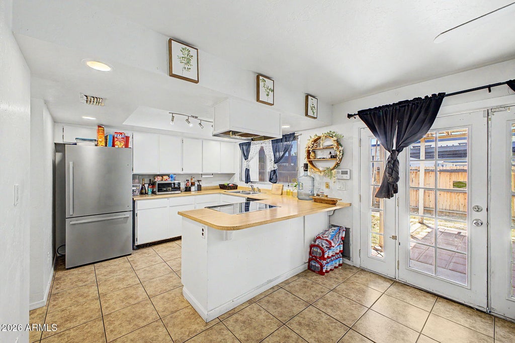 Photo of 5419 W Butler Drive, Glendale, AZ 85302 (MLS # 7070595)
