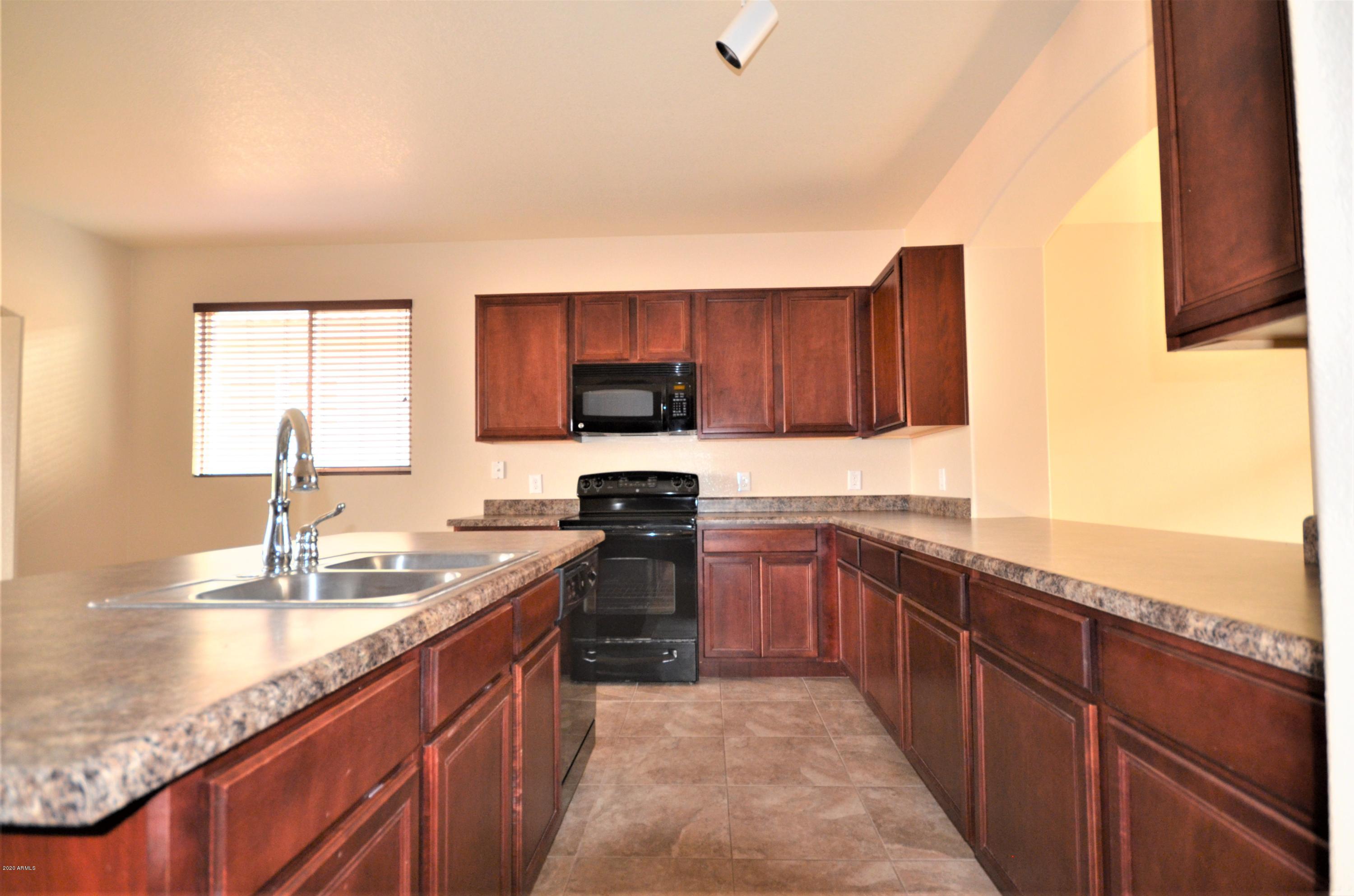 CAMPSTONE - Residential