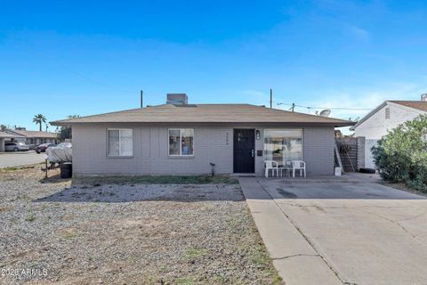 2502 N 38th Lane Phoenix AZ 85009