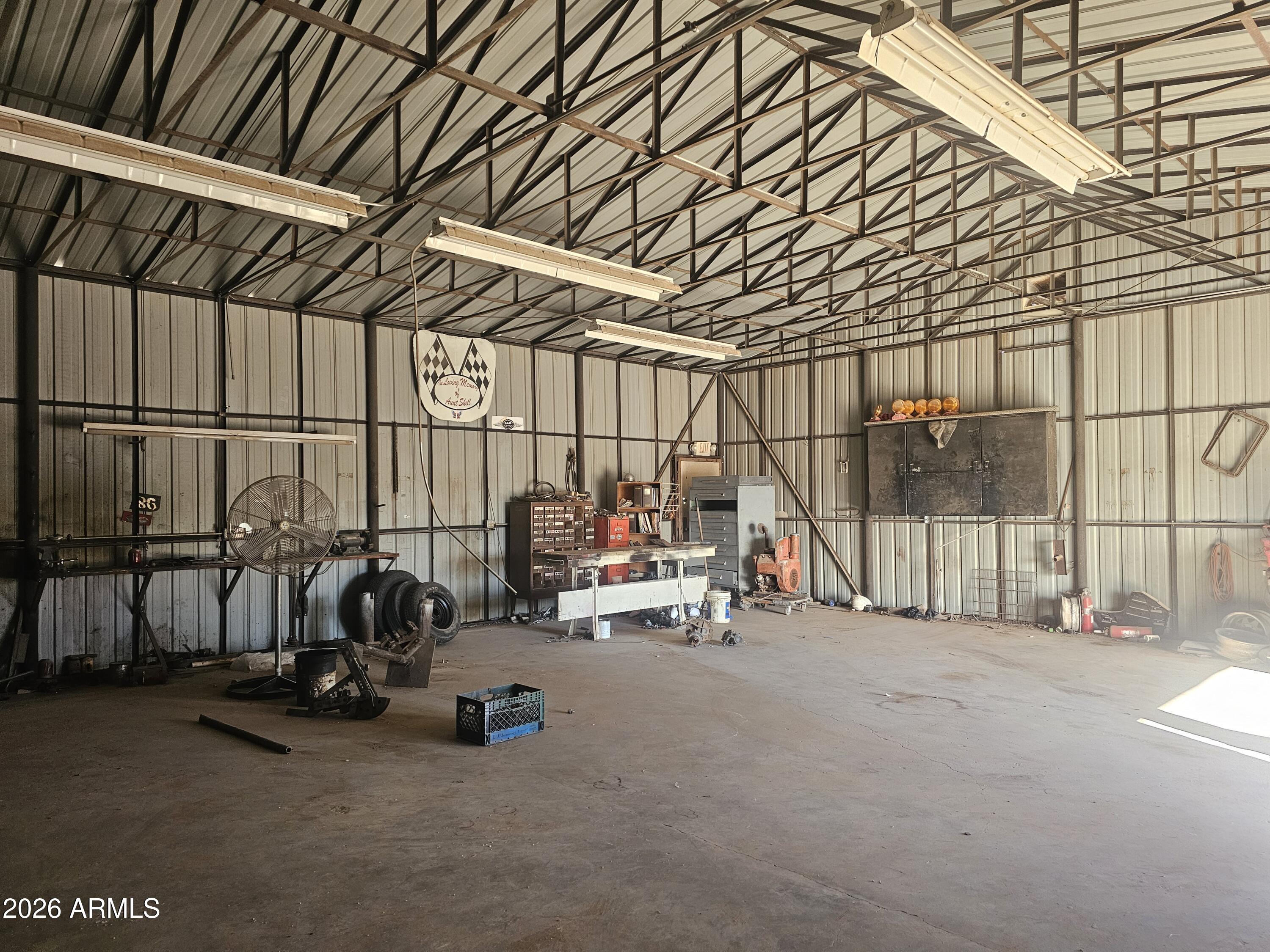 3613 N Papoose Road 3613