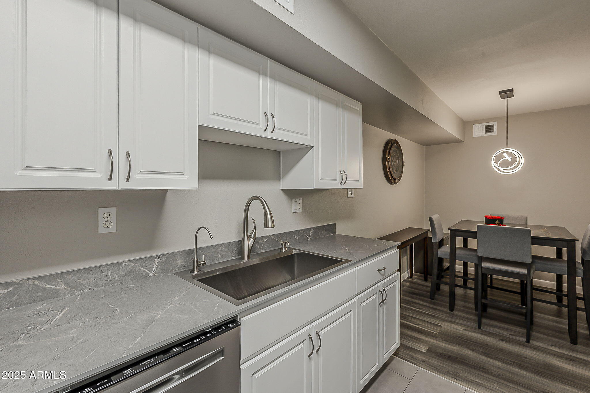 5995 N 78TH Street 2082