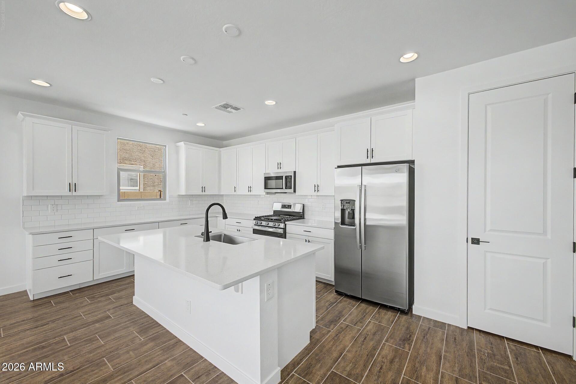 13596 W MAYBERRY Trail
