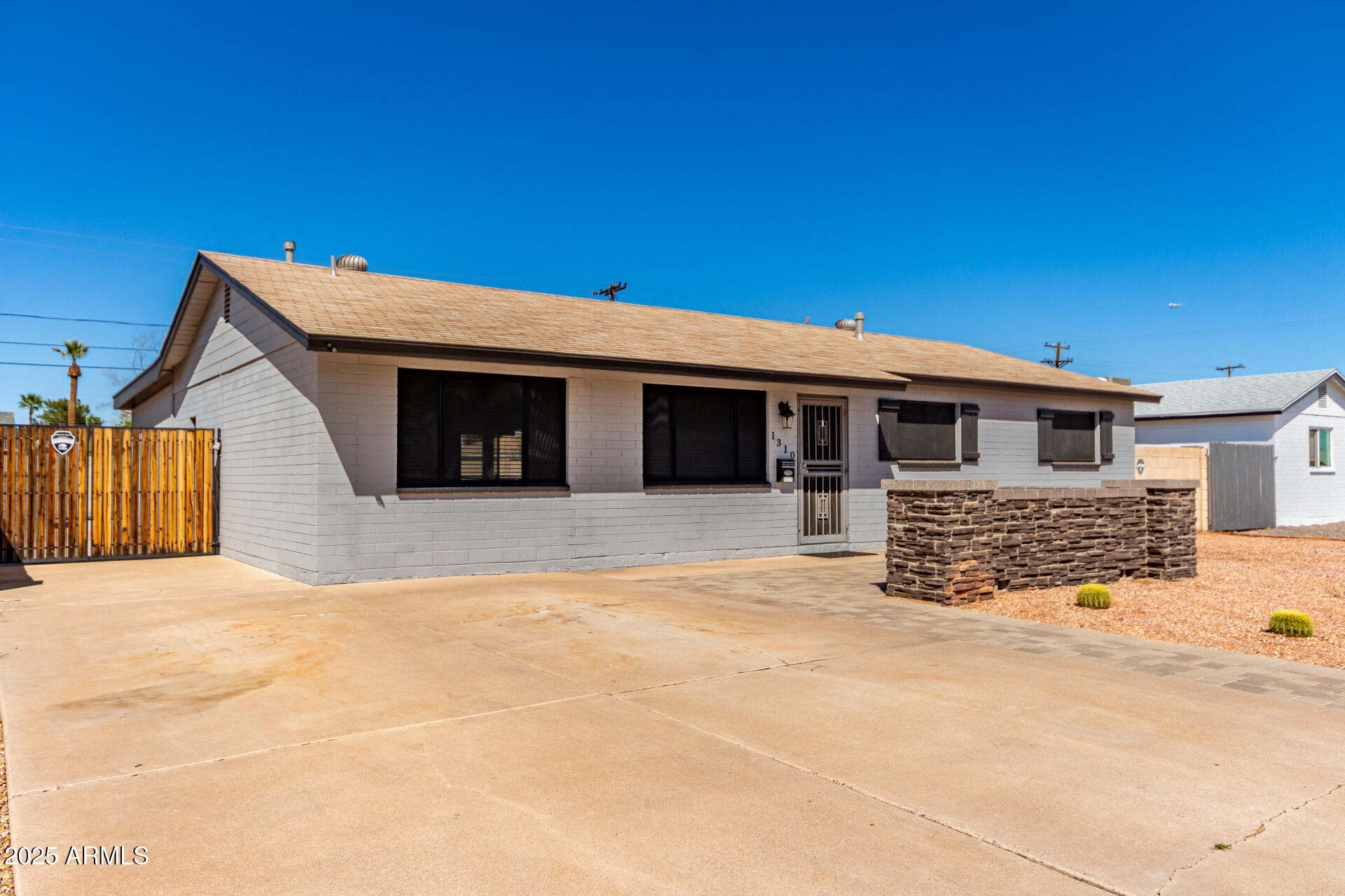 1310 W ROMO JONES Street