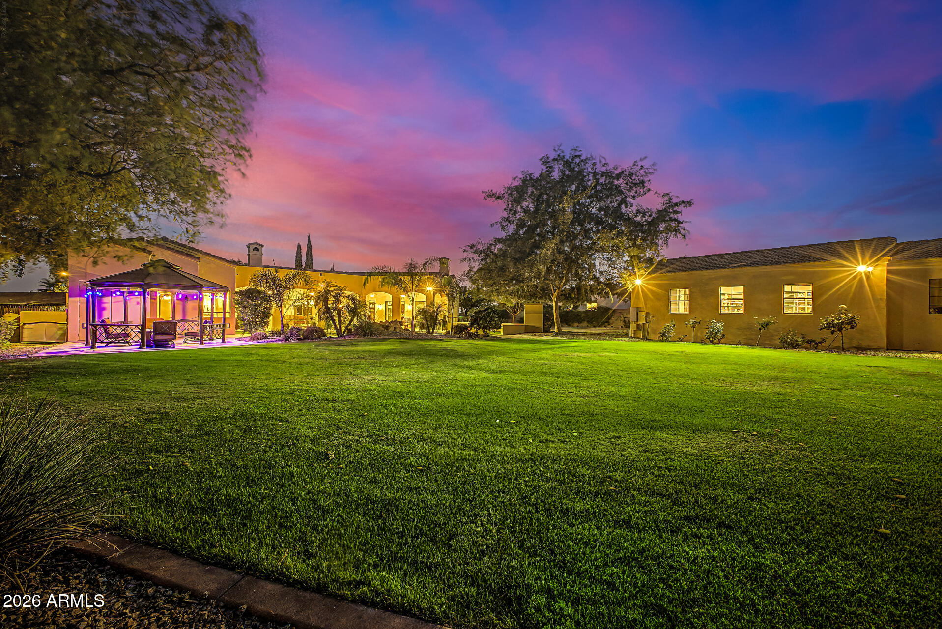 8336 W AVENIDA DEL SOL --