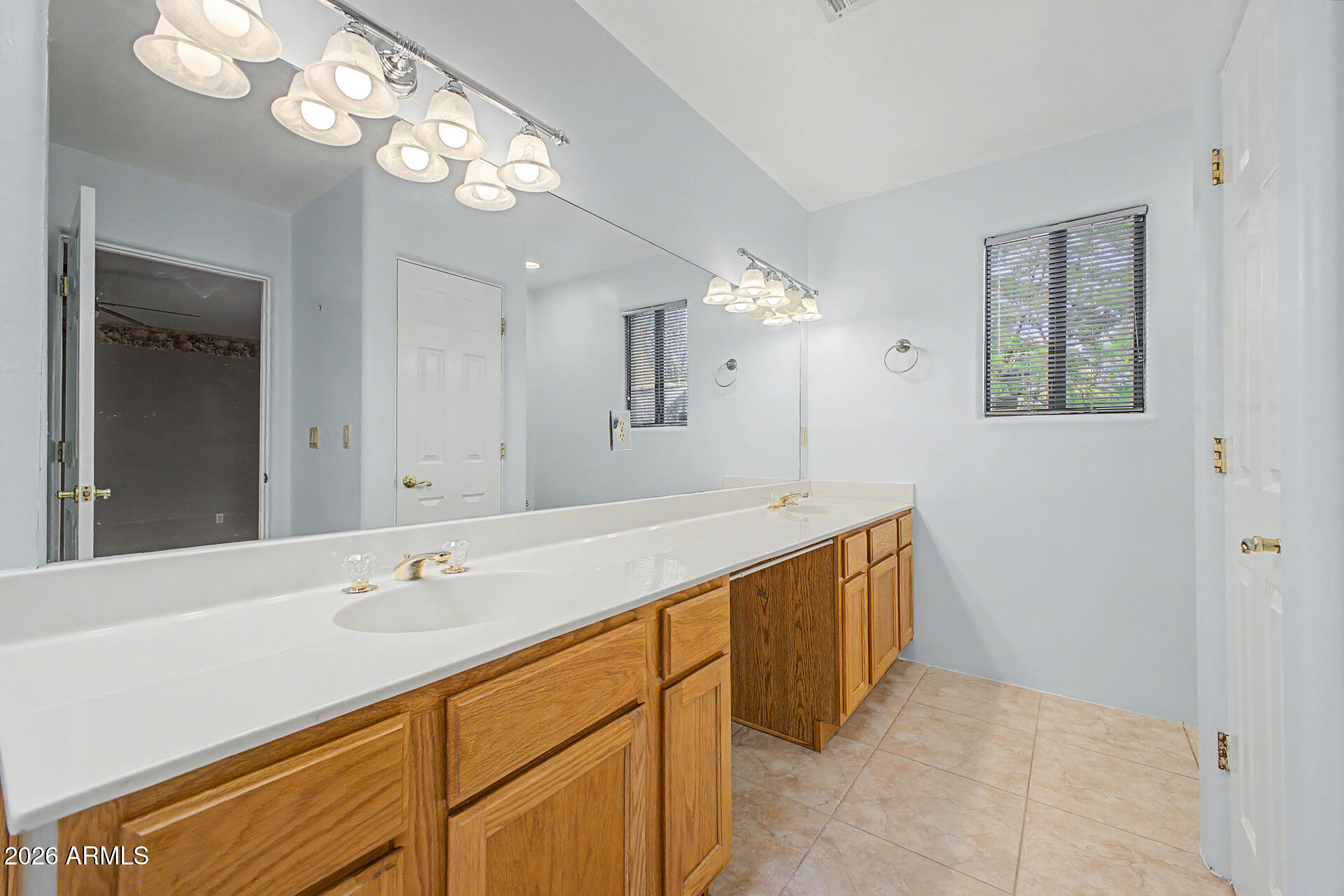 CAREFREE TOO - Residential
