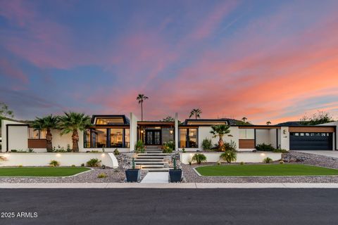 707 W SURREY Avenue Phoenix AZ 85029