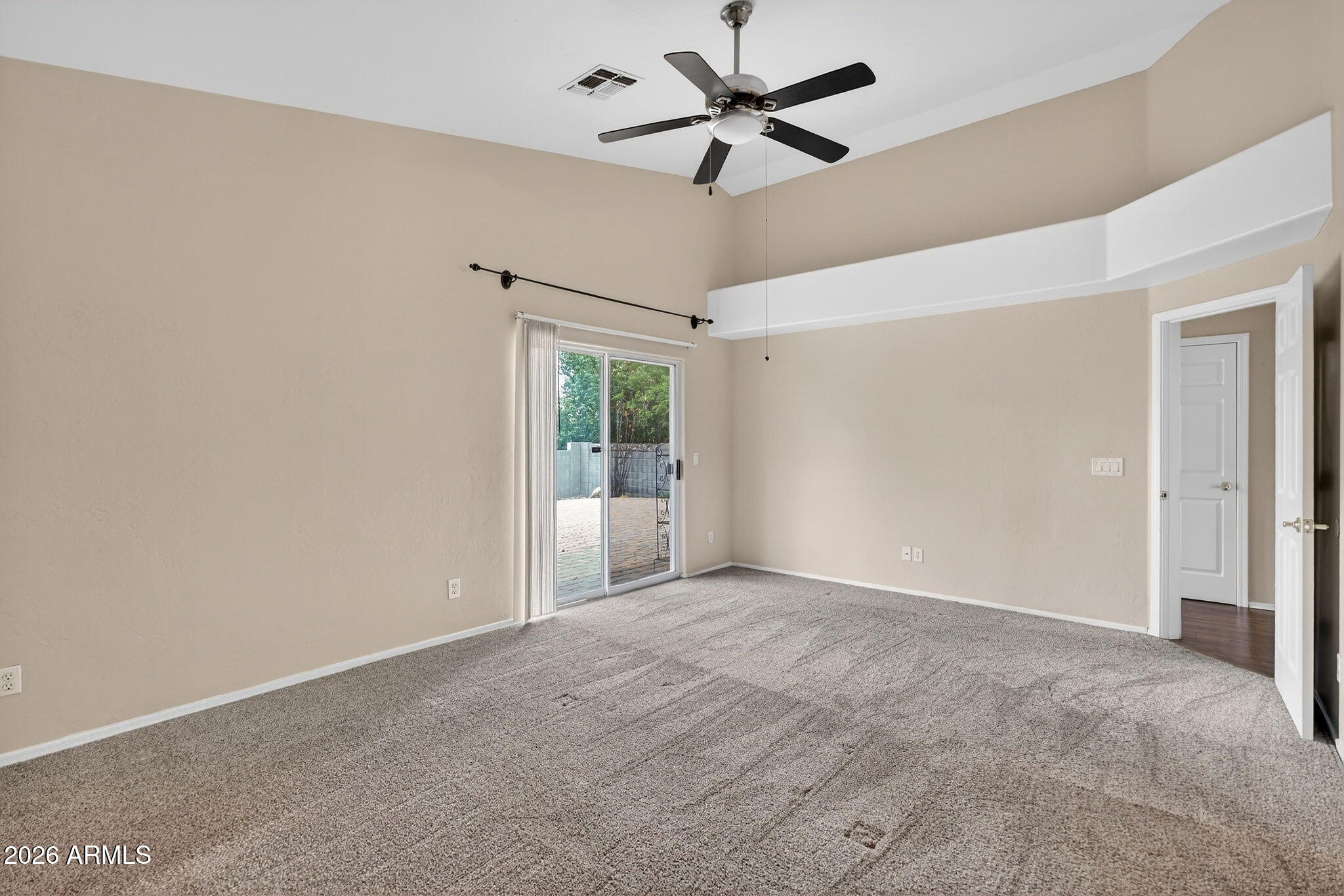 2925 E BLANCHE Drive