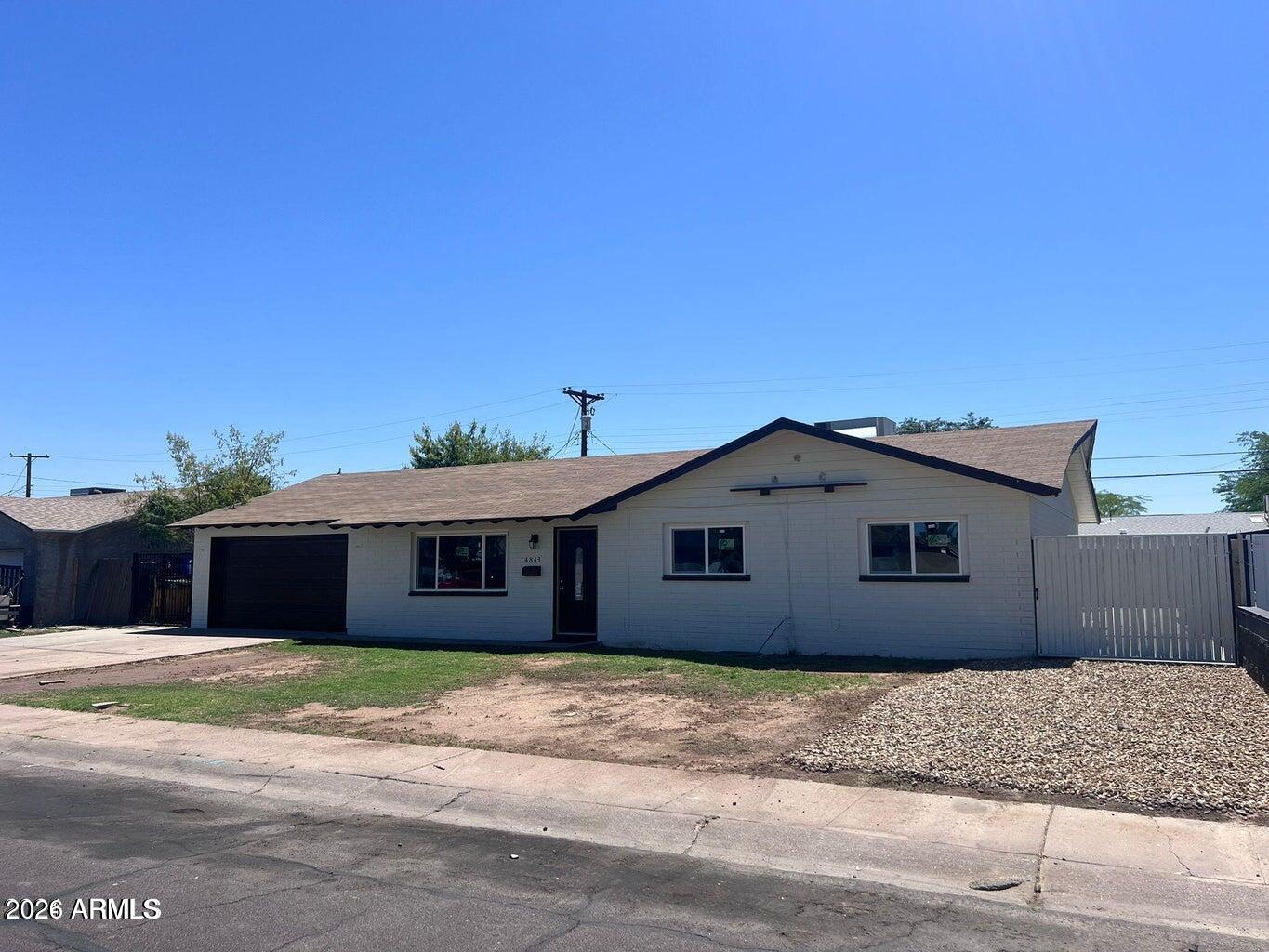 4843 W FLOWER Street
