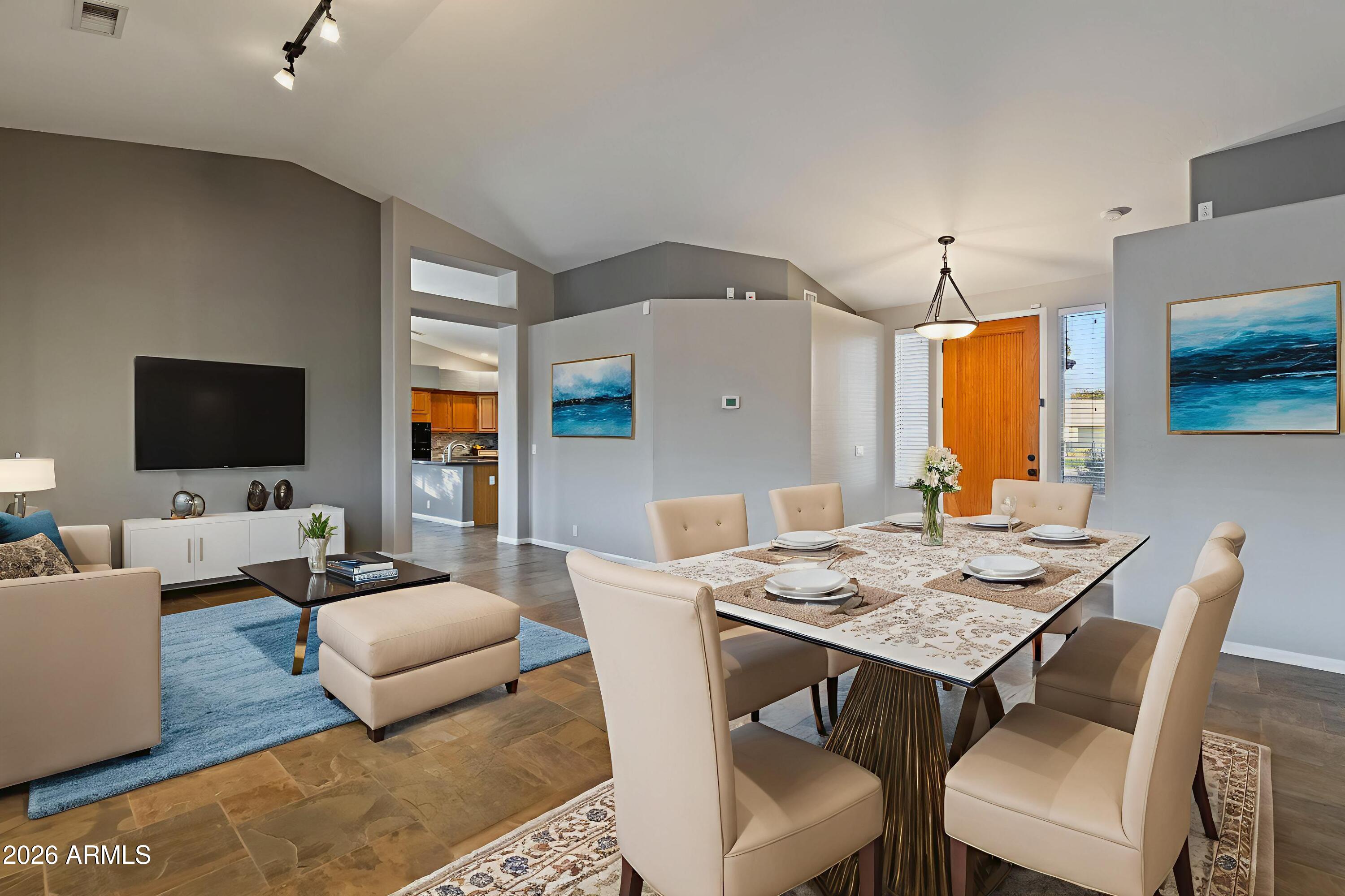 2519 E RAWHIDE Street