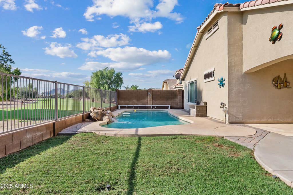 Photo of 23025 S 215th Street, Queen Creek, AZ 85142 (MLS # 6931469)