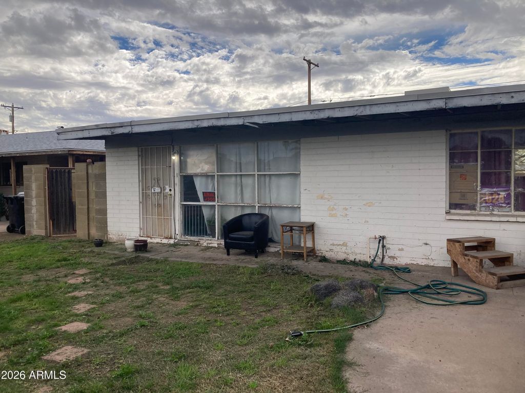 Photo of 2729 W Hazelwood Street, Phoenix, AZ 85017 (MLS # 6974468)