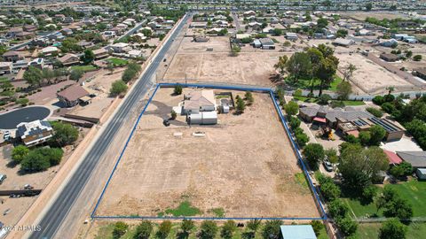 A home in El Mirage