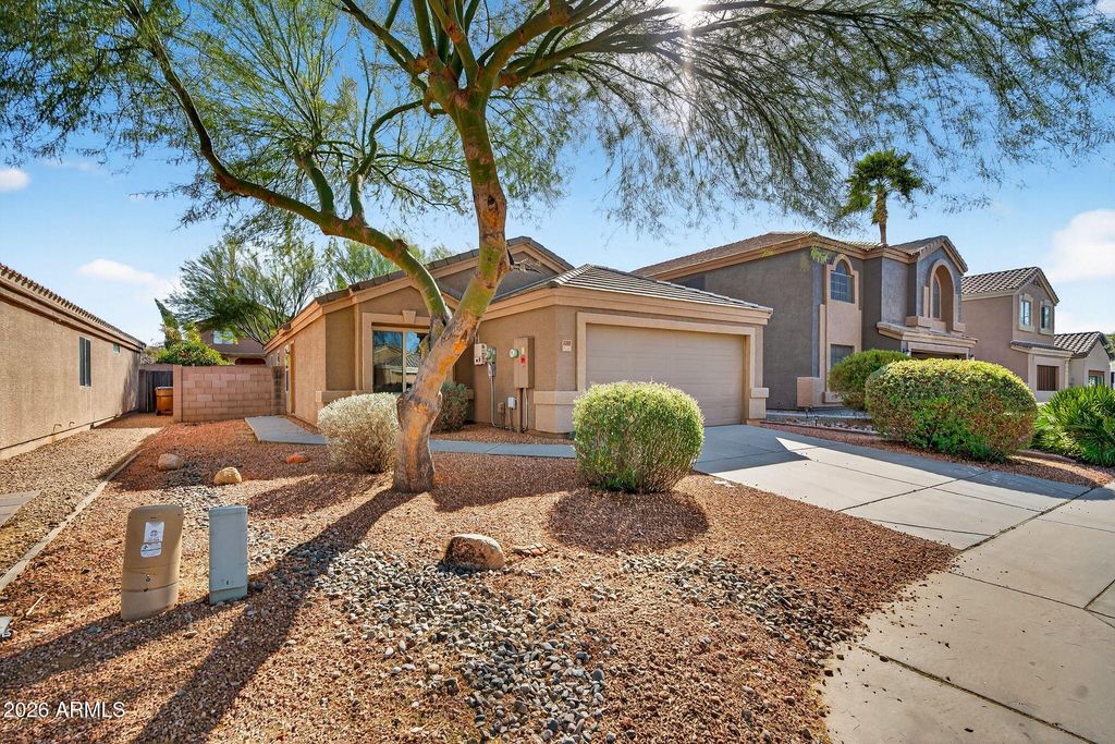 Photo of 2269 W Silver Creek Lane, San Tan Valley, AZ 85144 (MLS # 6984199)