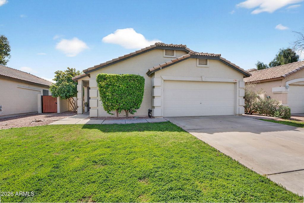 Photo of 1365 W Vaughn Avenue W, Gilbert, AZ 85233 (MLS # 6990570)