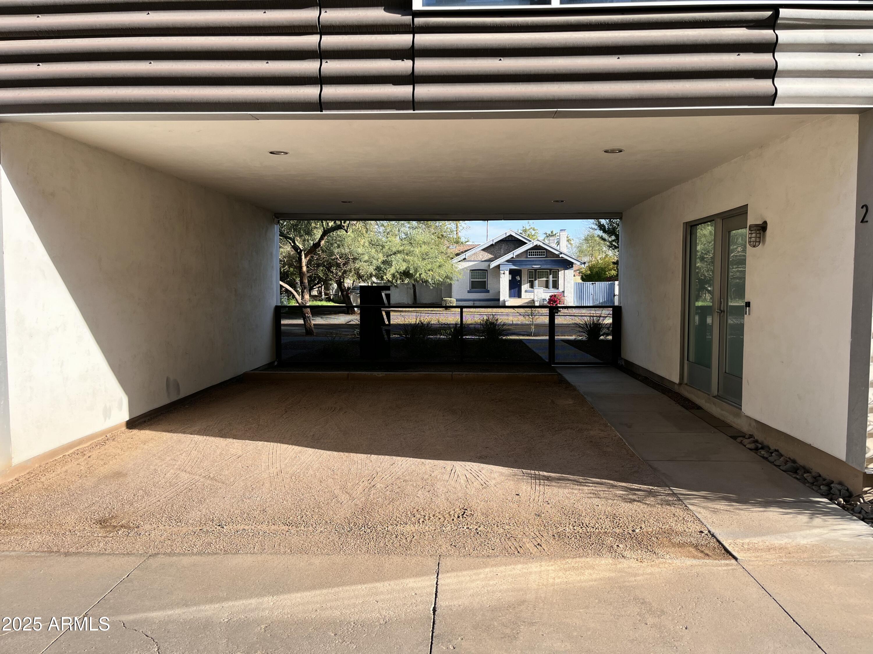 777 W ROOSEVELT Street 2