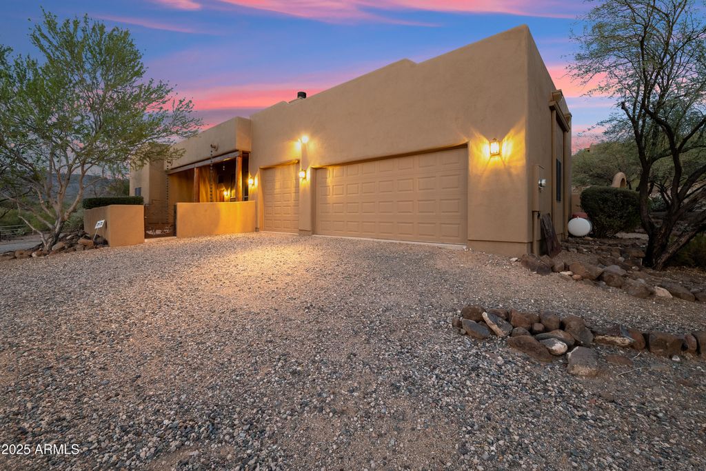 Photo of 1509 E Venado Drive, New River, AZ 85087 (MLS # 6913049)