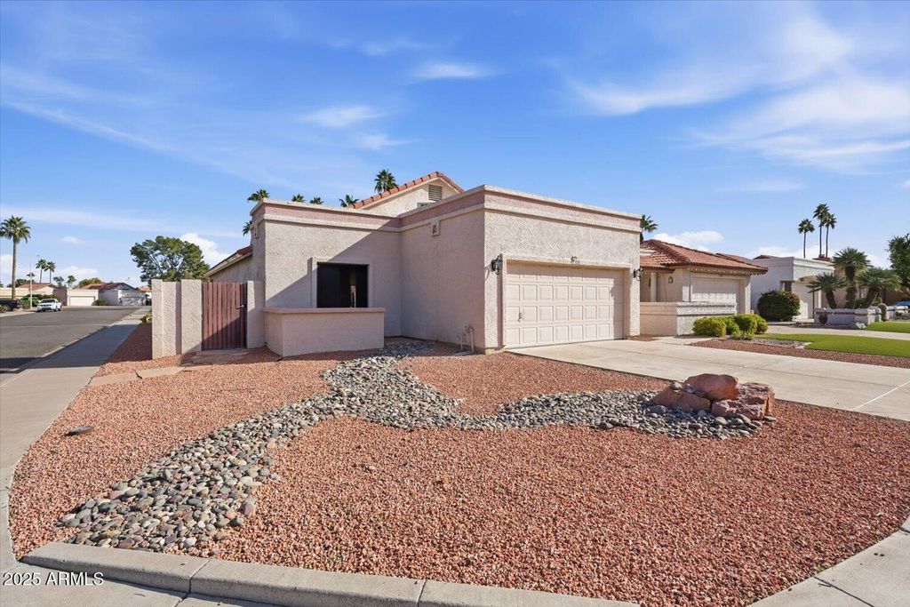 Photo of 1708 E Morelos Street, Chandler, AZ 85225 (MLS # 6961637)