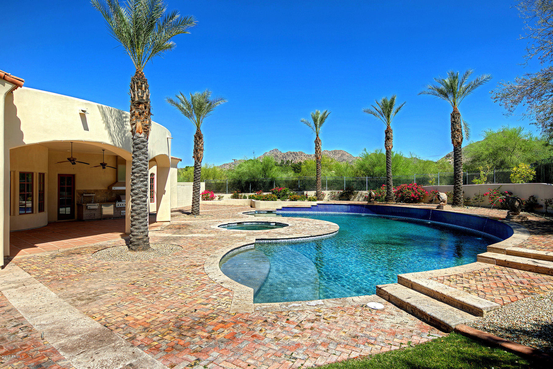 STANFORD COURT LOT 1-10 - Residential