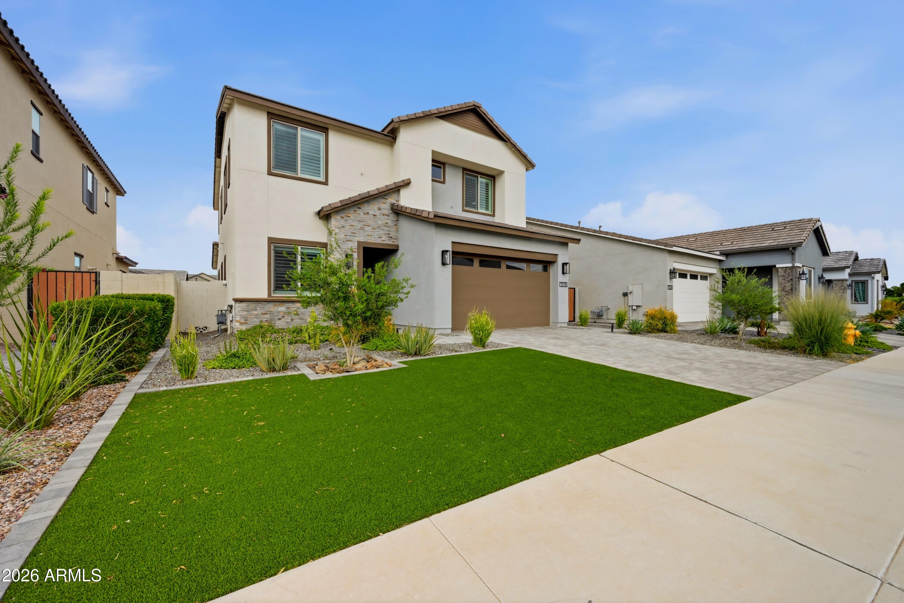 1518 E TONTO Drive
