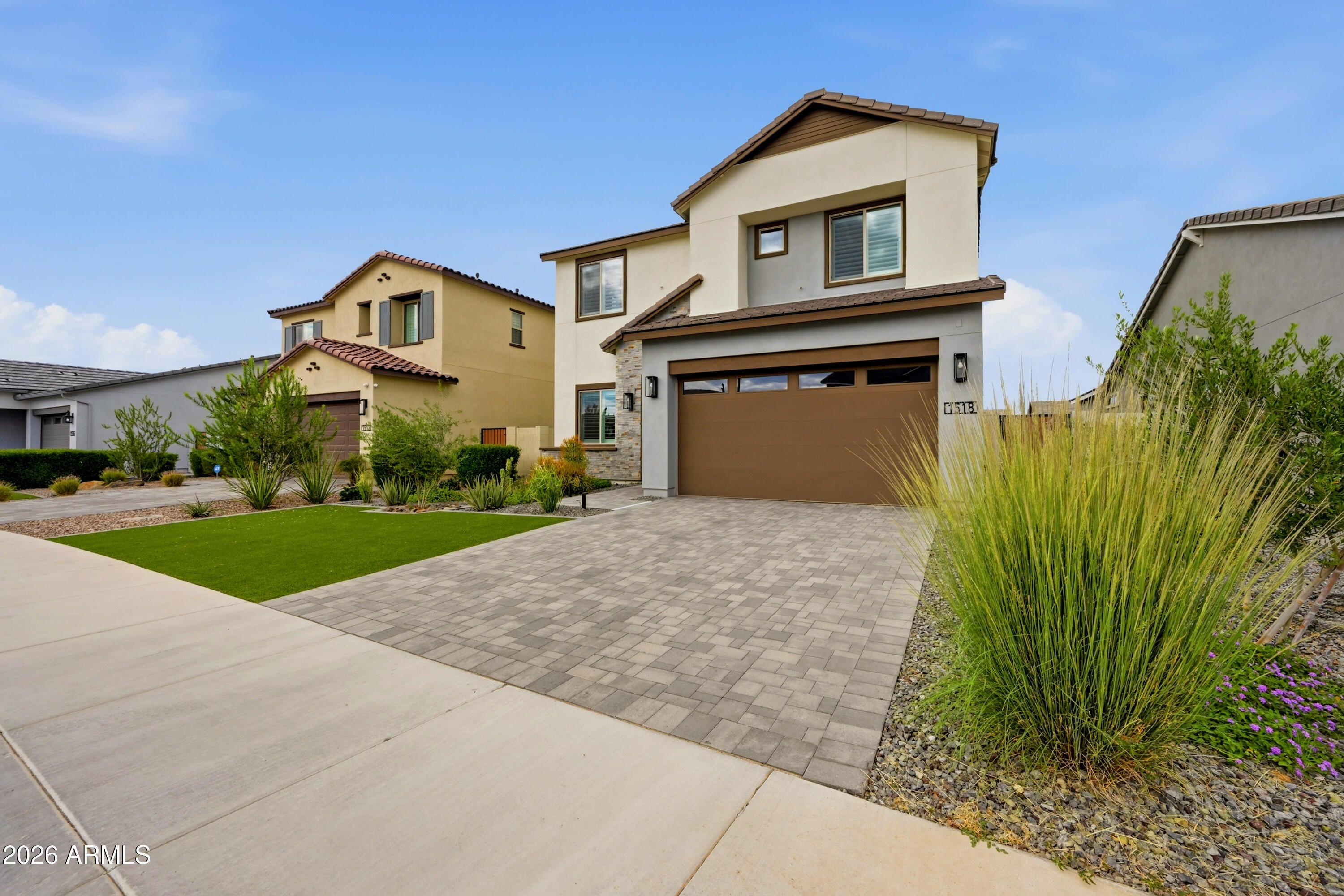1518 E TONTO Drive