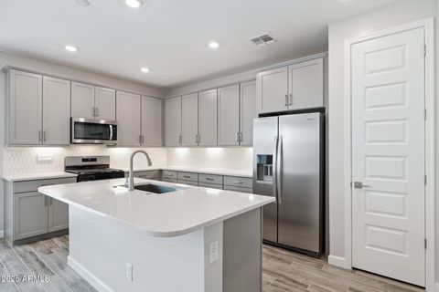 21013 N 58TH Place Phoenix AZ 85054