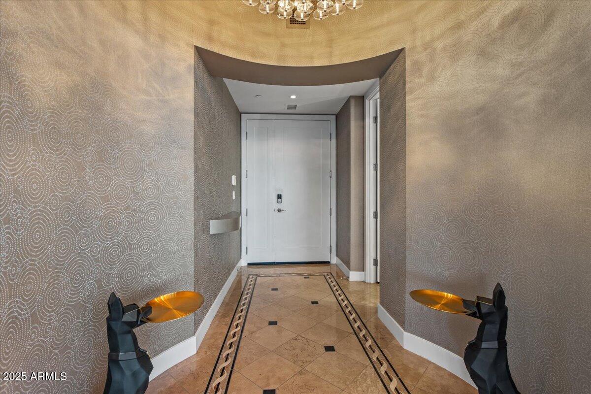 120 E RIO SALADO Parkway E 102
