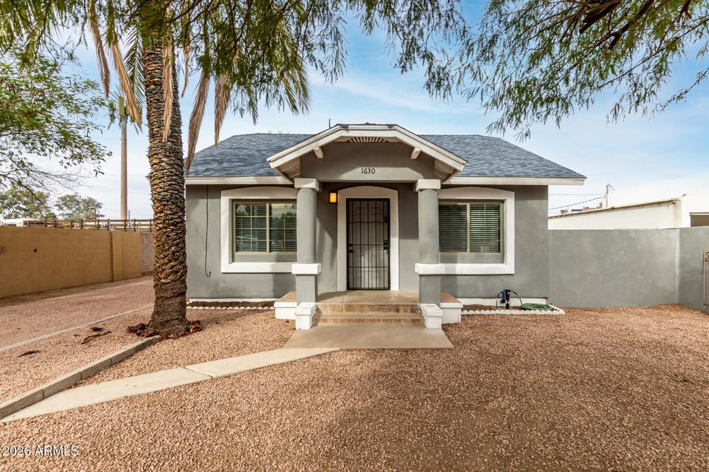 Photo of 1630 E Harvard Street, Phoenix, AZ 85006 (MLS # 6977293)