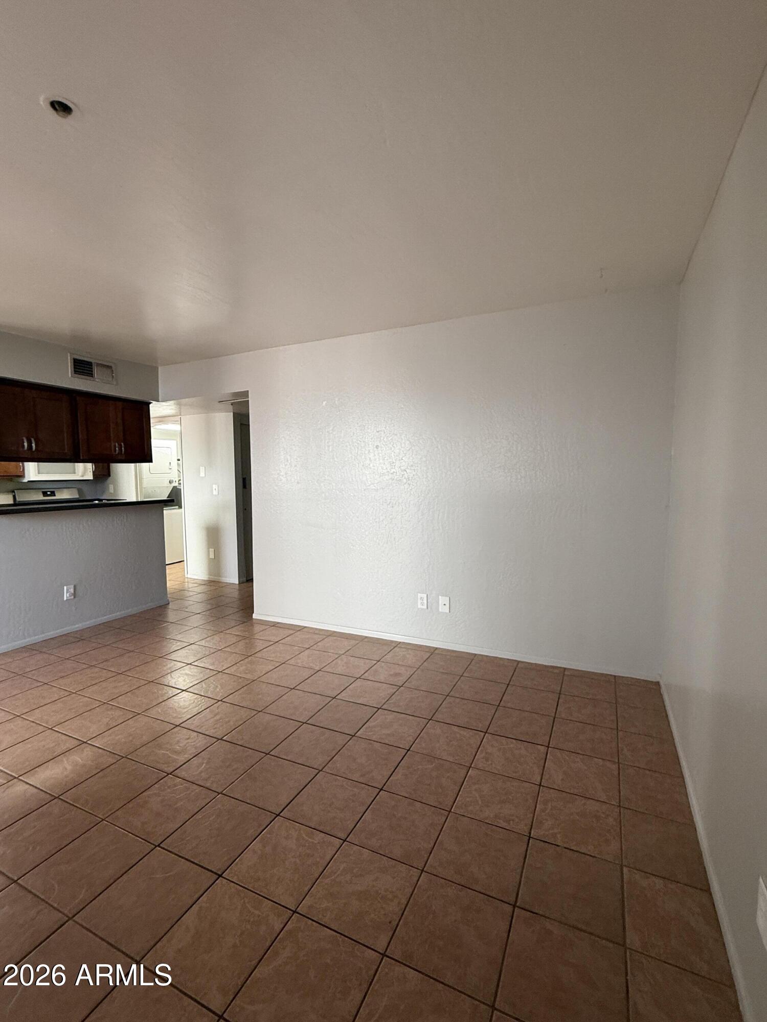CLIFFS CONDOMINIUM - Residential