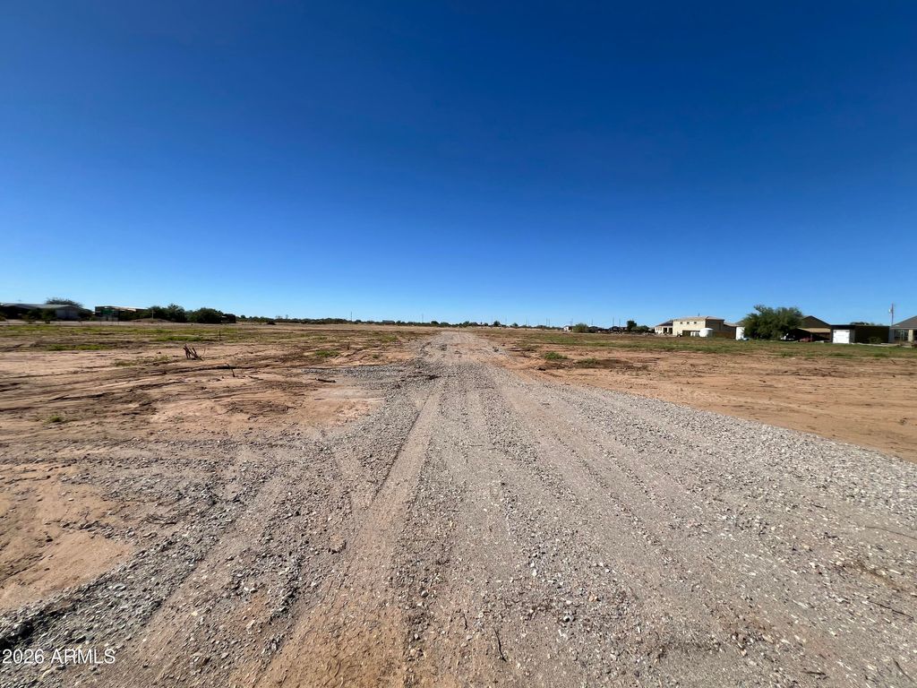 Photo of 27 N 239th Avenue #-, Wittmann, AZ 85361 (MLS # 6977823)