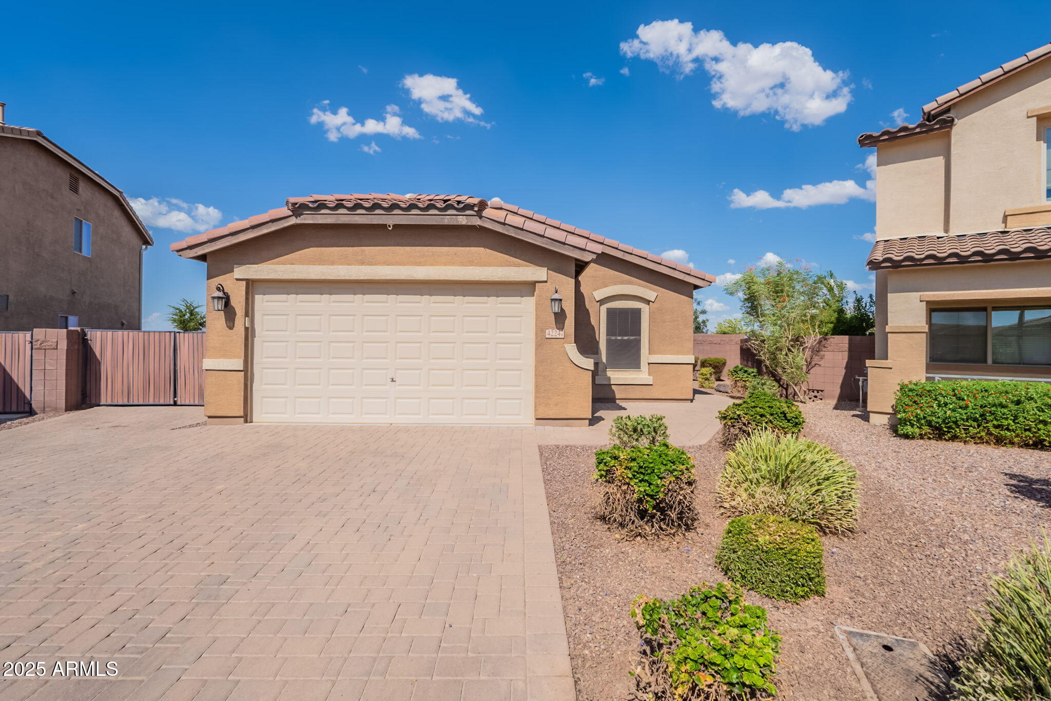 42247 N Tulip Tree Street